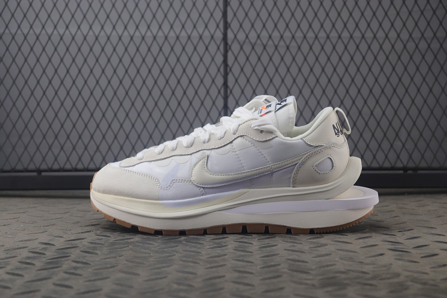 [H12공장]나이키 x 사카이 베이퍼와플 화이트 앤 검