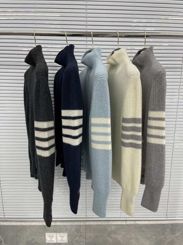 톰브라운 라프 터틀넥 니트(5COLOR)