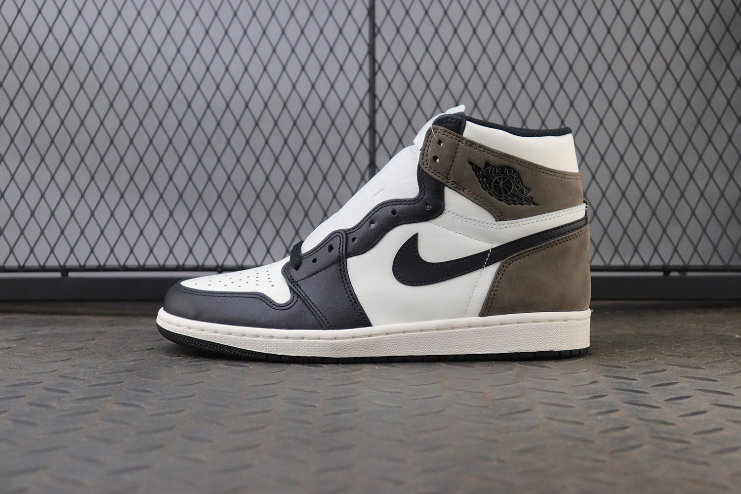 [LJR공장]조던 1 레트로 하이 OG 블랙 모카