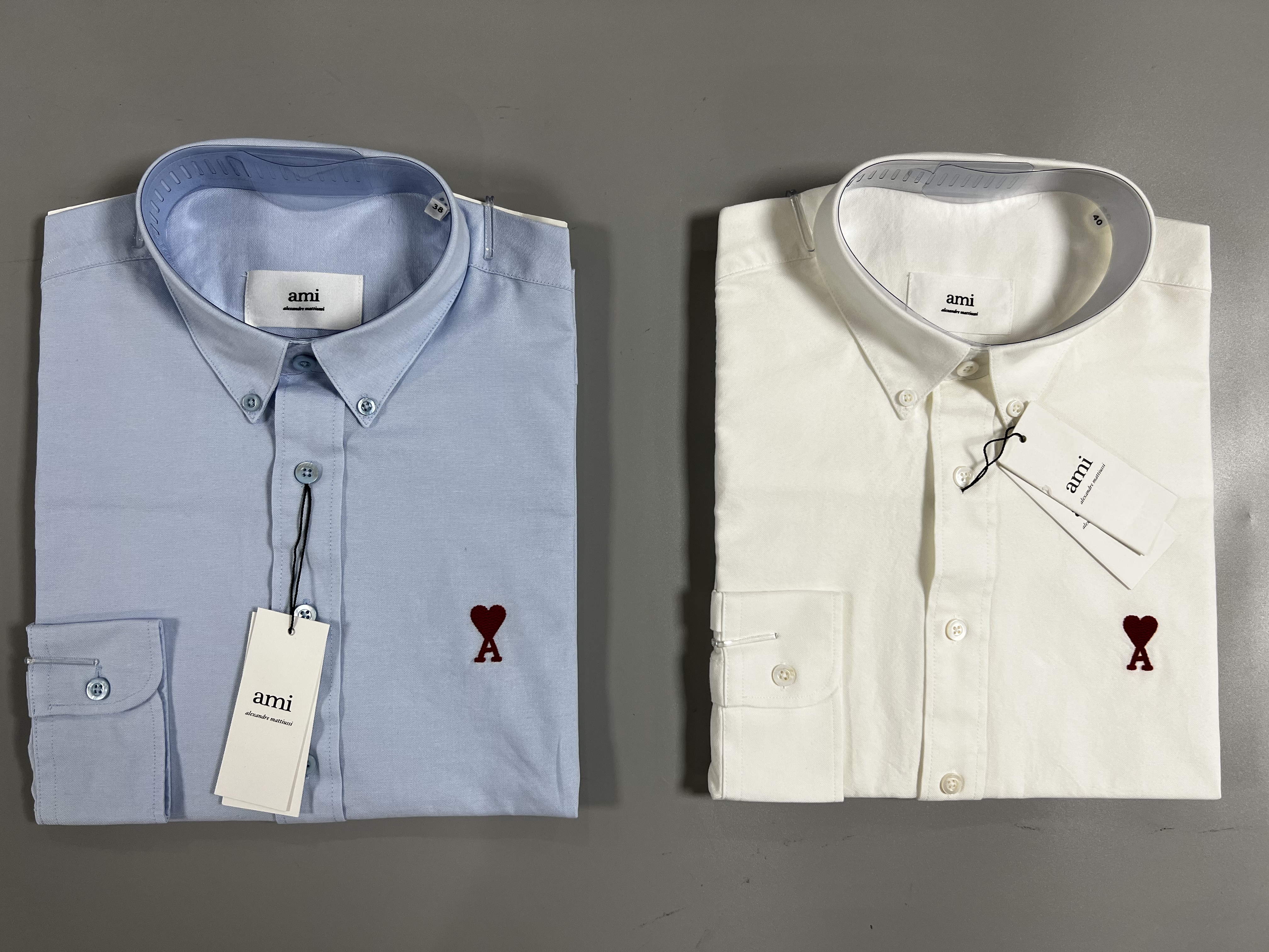 아미 스몰 하트 로고 옥스포드 버튼 다운 셔츠(스카이블루,.화이트)