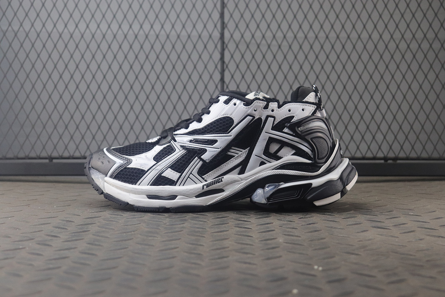 [OK공장]발렌시아가 러너 스니커즈