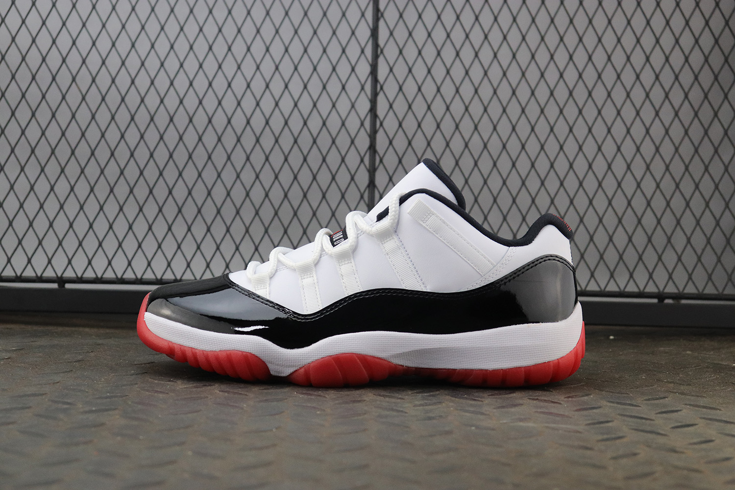 [LJR공장]조던11 레트로 로우 콩코드 브레드