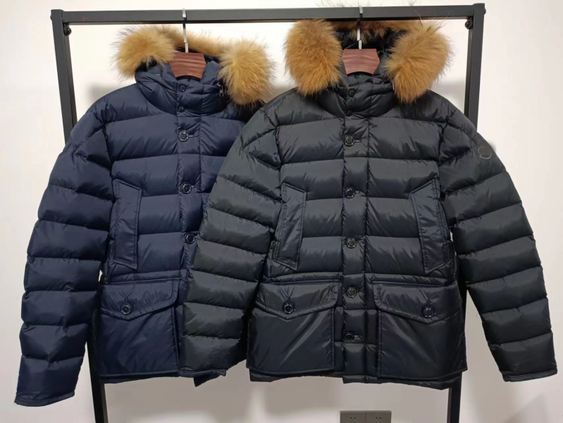 몽클레어 CUNY down jacket