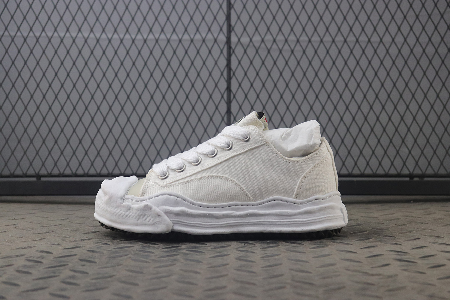 메종 미하라 야스히로 행크 OG 솔 OH 캔버스 로우탑 스니커즈 화이트